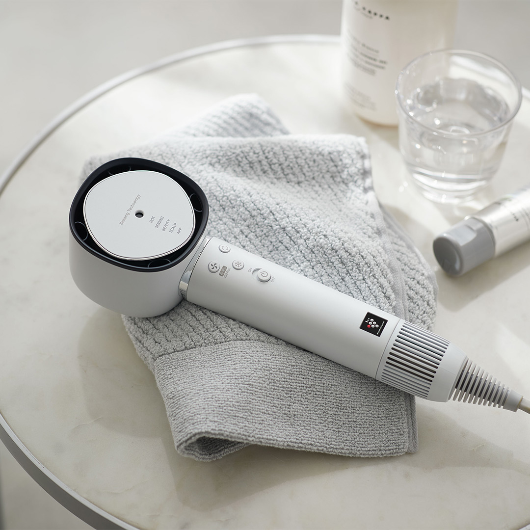 大浴場に２機種の高性能なドライヤー導入