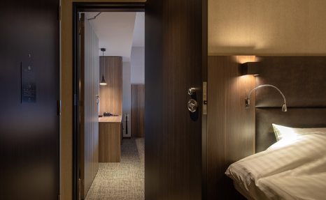 コネクティングルーム